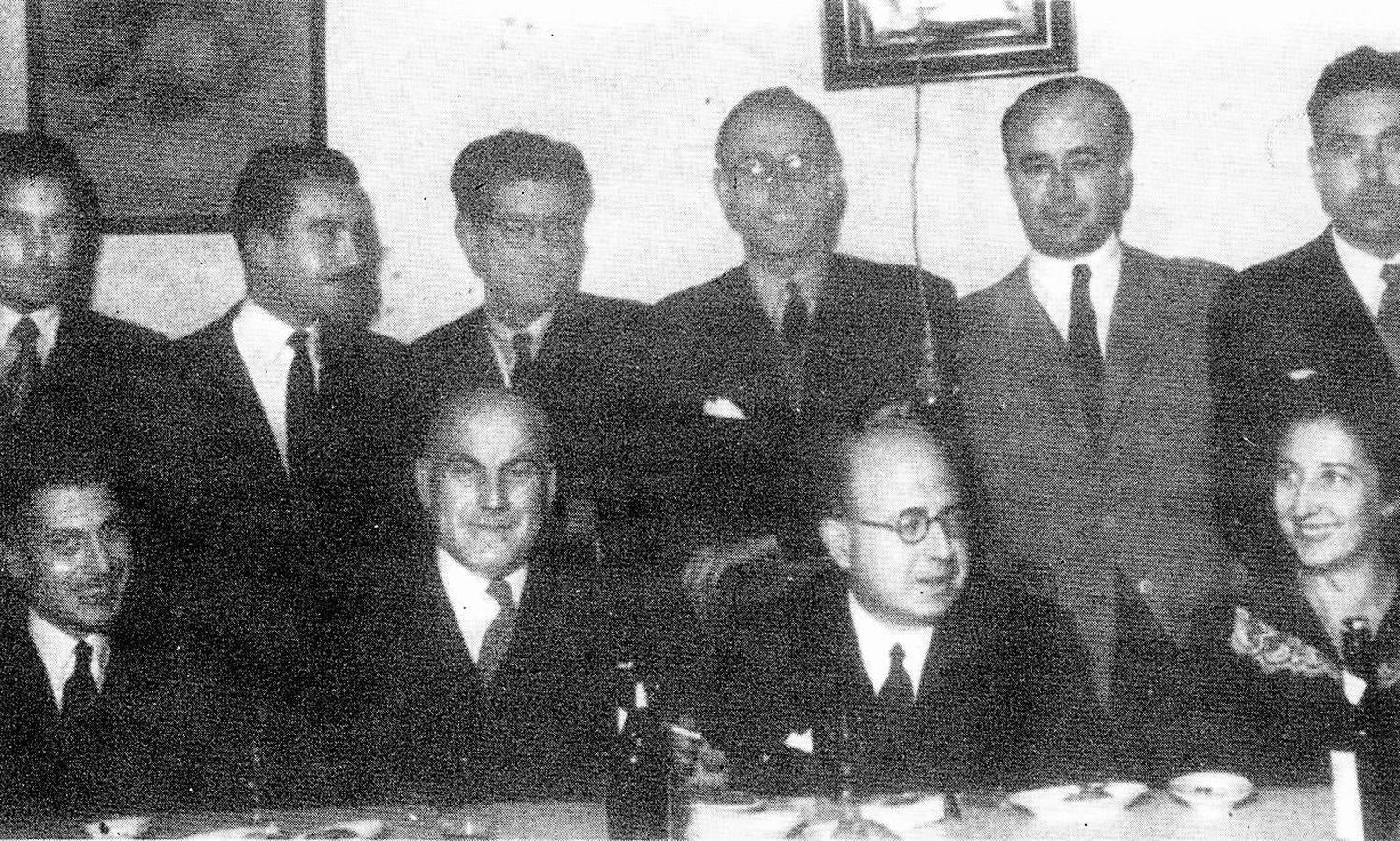 García Baena junto a Juan Bernier y Dámaso Alonso. 