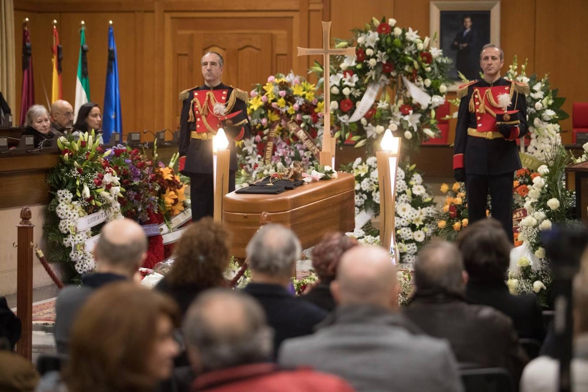El homenaje de los poetas cordobeses, en imágenes