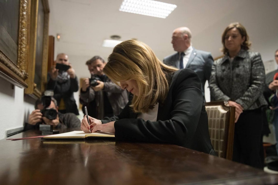 El homenaje de los poetas cordobeses, en imágenes