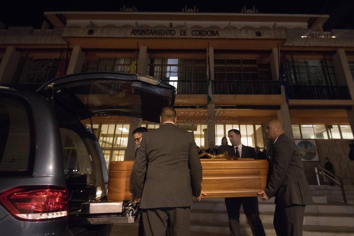 El homenaje de los poetas cordobeses, en imágenes