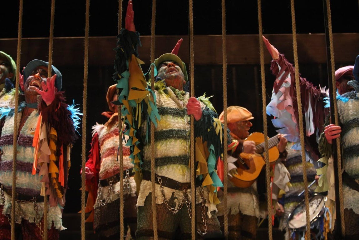 FOTOS: Comparsa &#039;Los prisioneros&#039; en el COAC 2018