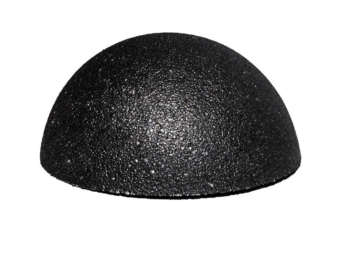 Champú de Bara Cosmetics. Champú sólido ideal para pelos grasos, con problemas de seborrea, o para tratamientos detox puntuales en otro tipo de cabellos que se encuentren apagados o tristes debido a la oclusión de los poros. Precio: 11, 95 euros