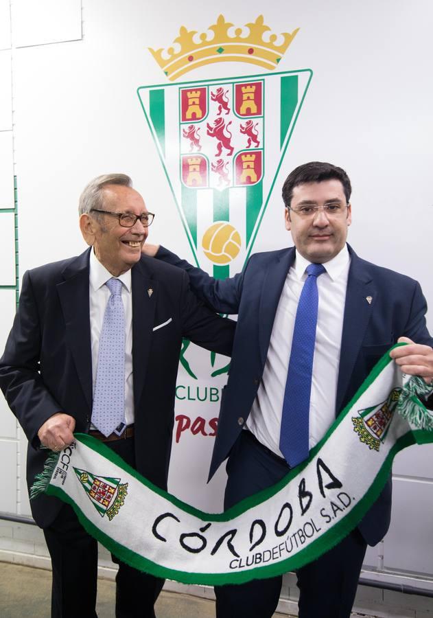 La venta del Córdoba CF a Jesús León, en imágenes