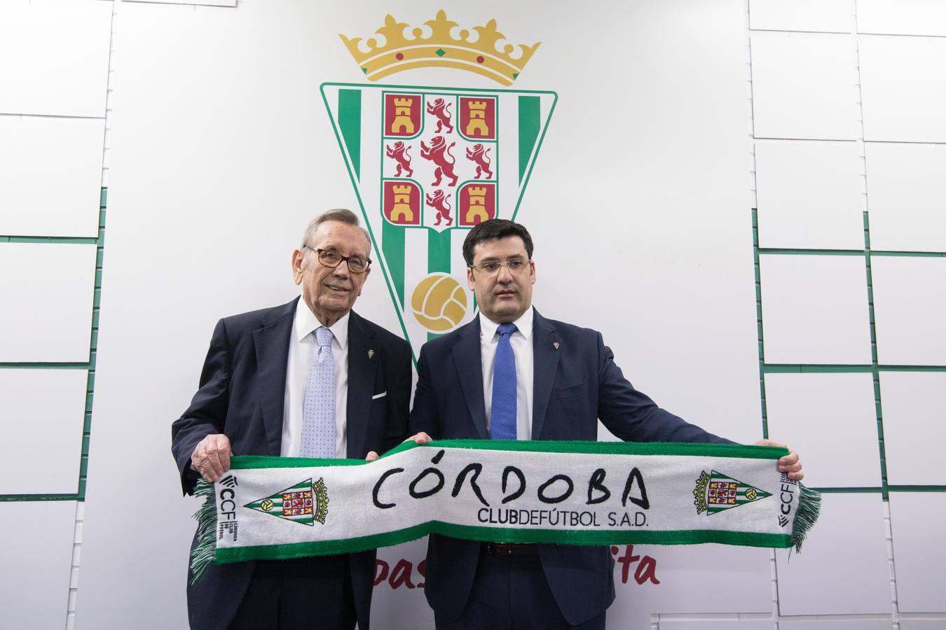 La venta del Córdoba CF a Jesús León, en imágenes