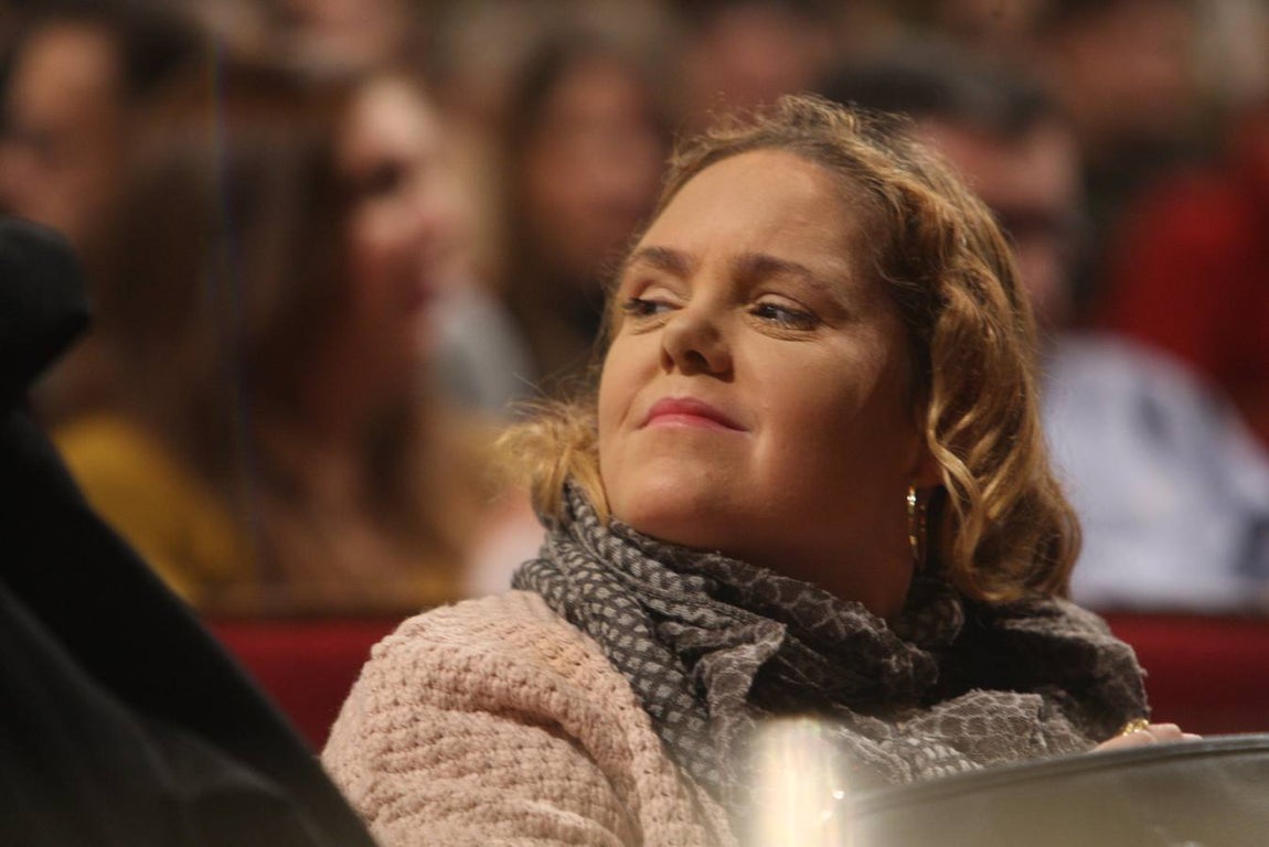 FOTOS: Búscate en el Falla en el Carnaval de Cádiz