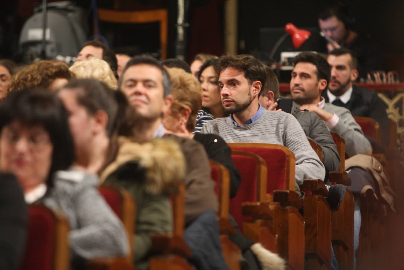 FOTOS: Búscate en el Falla en el Carnaval de Cádiz