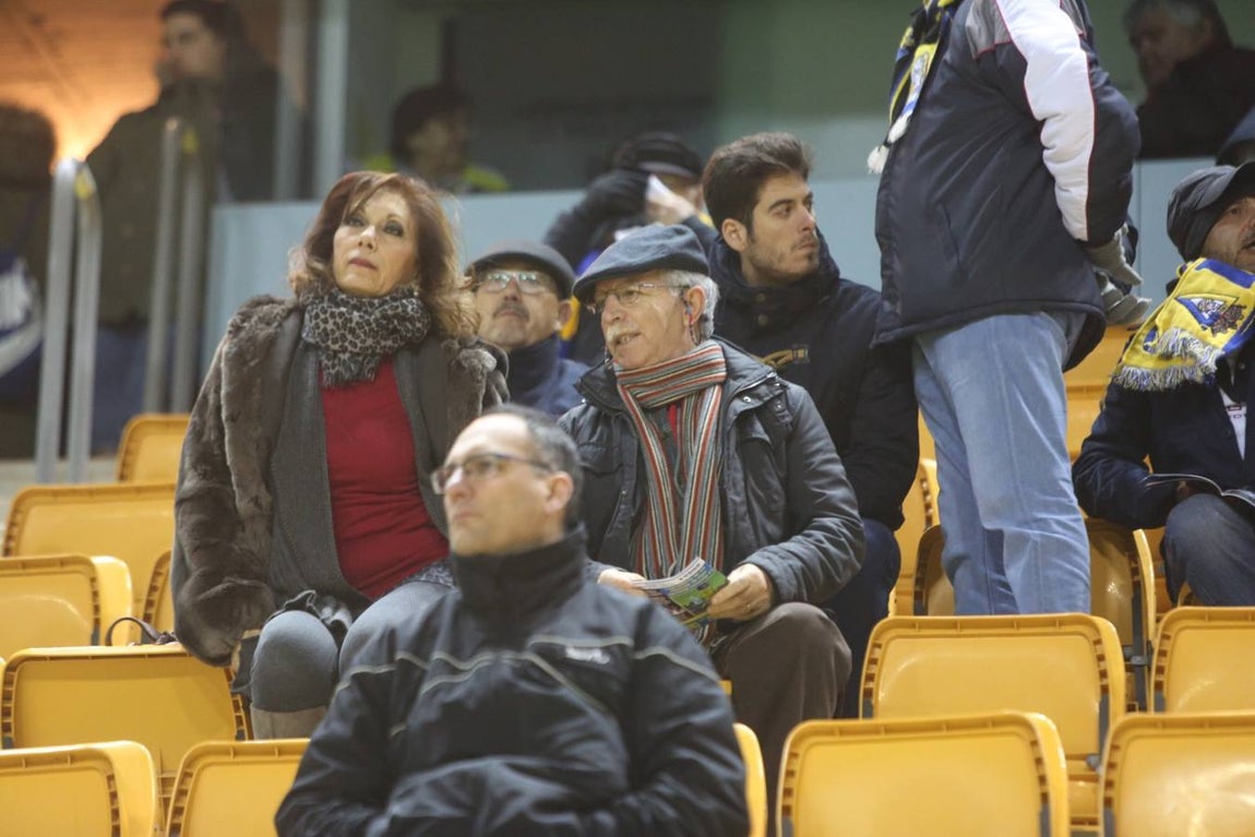 Búscate en el Cádiz-Lugo en las gradas de Carranza
