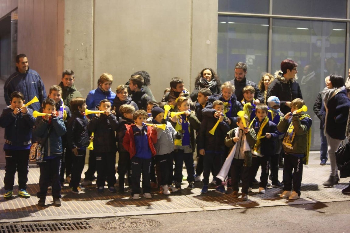 Búscate en el Cádiz-Lugo en las gradas de Carranza