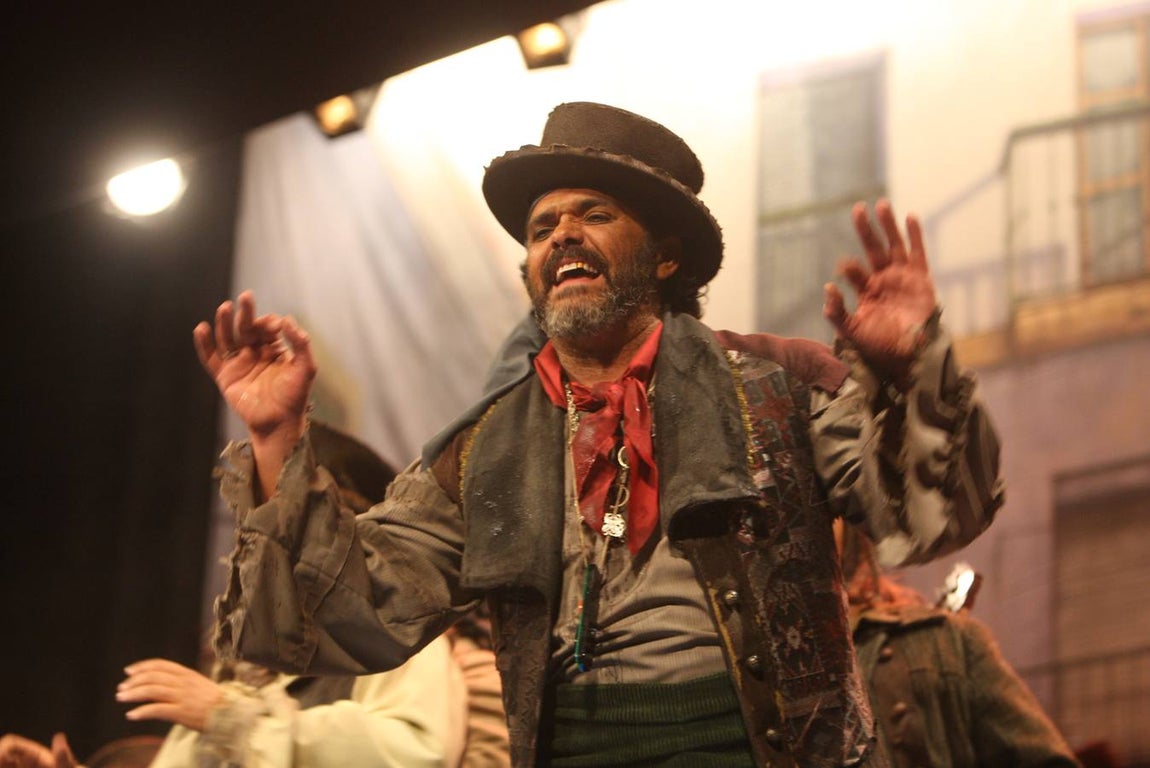 FOTOS: Comparsa Los zincalé en el Carnaval de Cádiz 2018