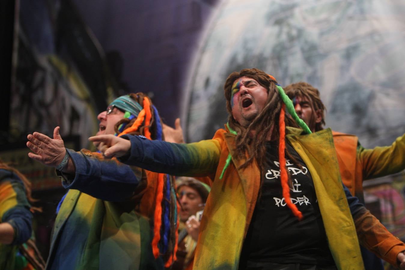 FOTOS: La botellona en el Carnaval de Cádiz 2018