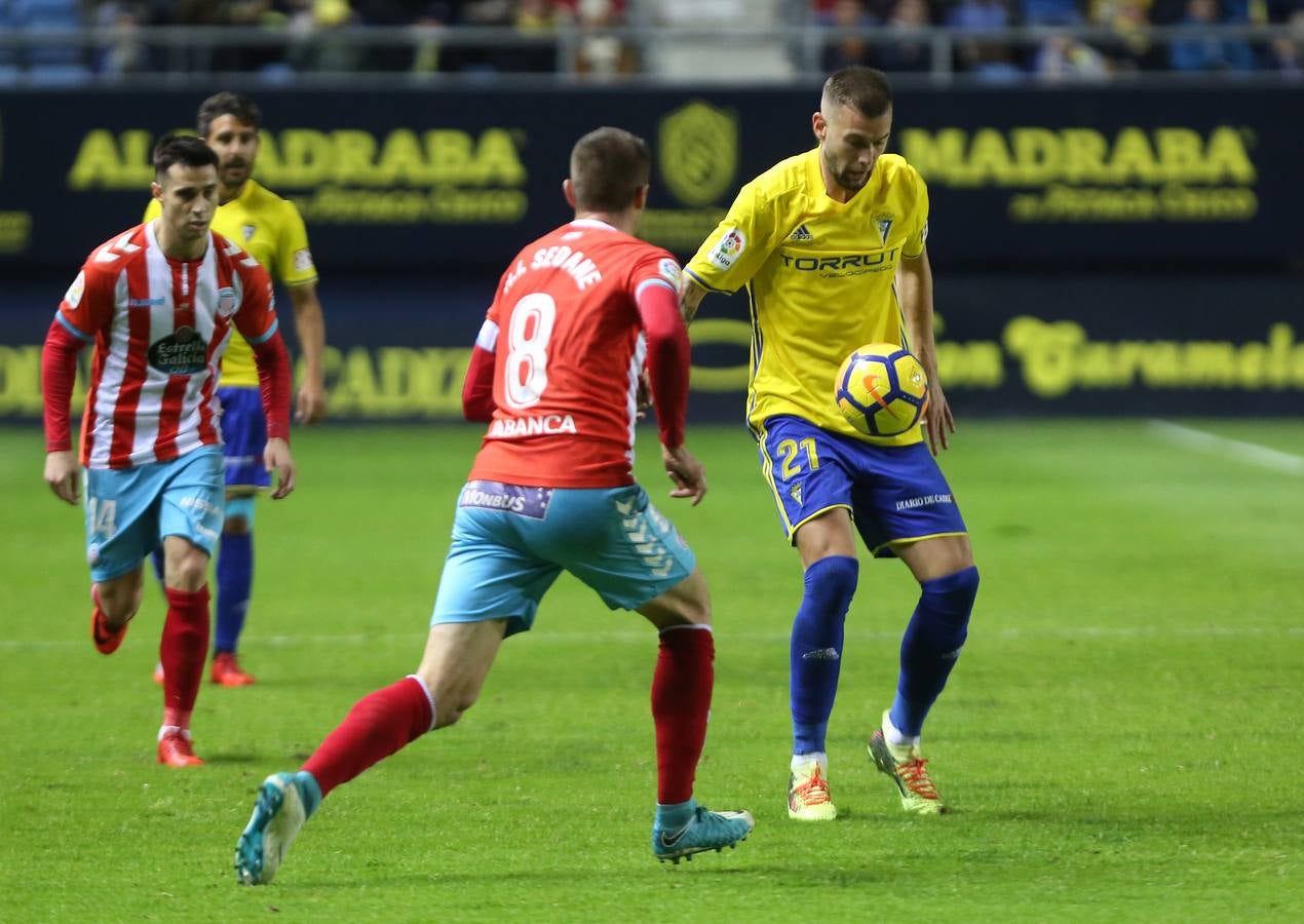 FOTOS: Cádiz CF - Lugo en Carranza