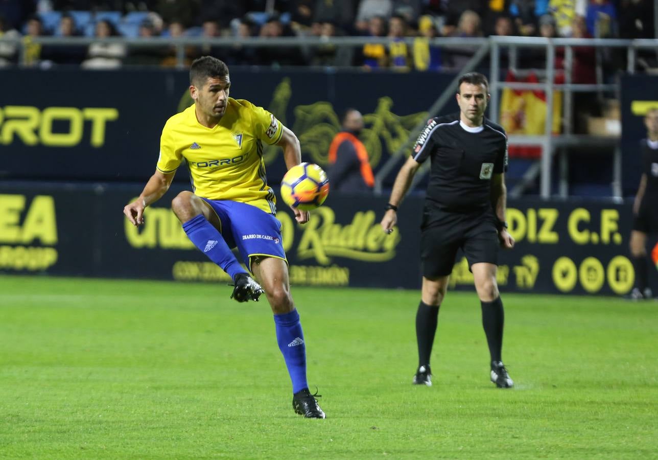 FOTOS: Cádiz CF - Lugo en Carranza