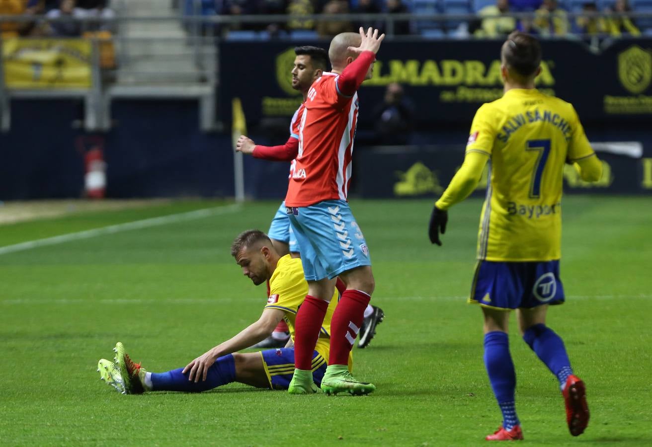 FOTOS: Cádiz CF - Lugo en Carranza