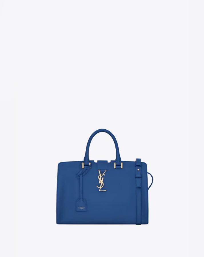 Saint Laurent. Modelo Small Monogram cabas bag en color azul. (Precio: De 1.690 a 1.184 euros)