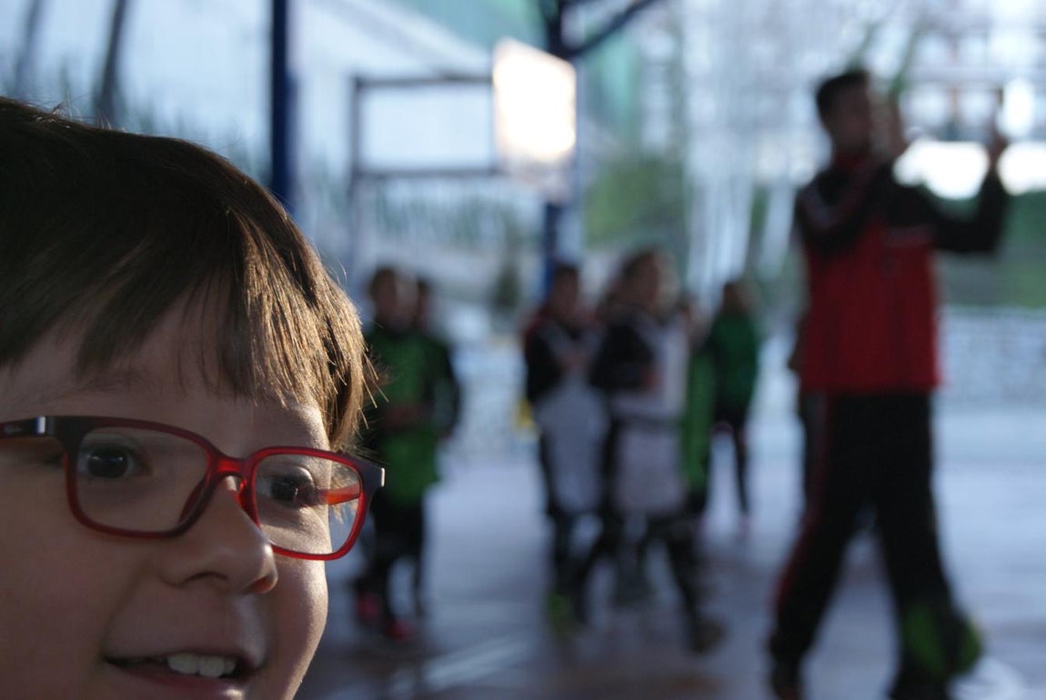 Las mejores imágenes del encuentro de baloncesto entre Virgen de Mirasierra “A” y Nuestra Señora de las Nieves