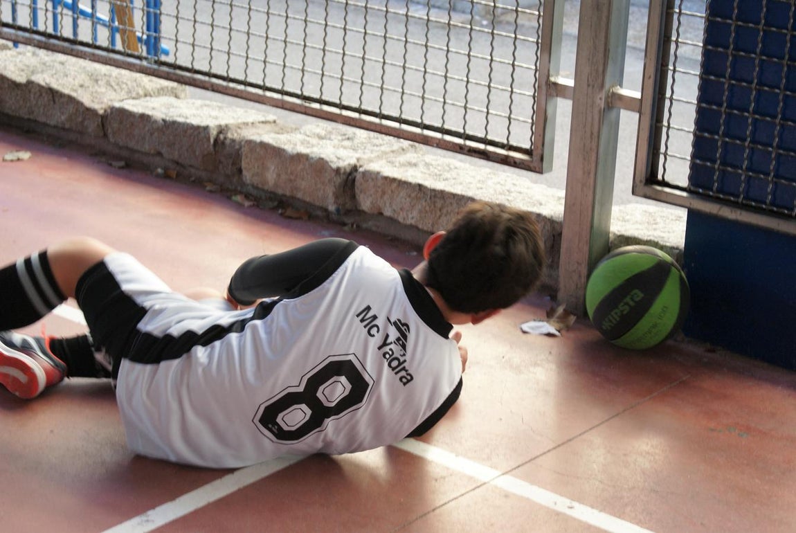 Las mejores imágenes del encuentro de baloncesto entre Virgen de Mirasierra “A” y Nuestra Señora de las Nieves