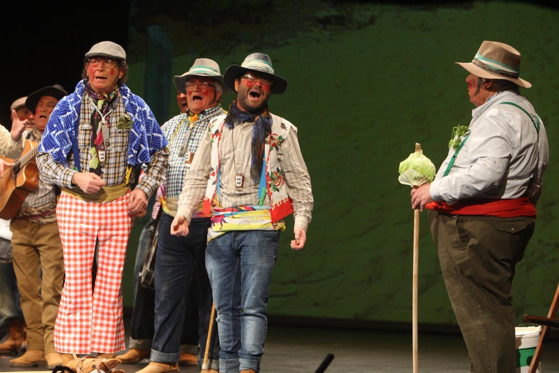 FOTOS: chirigota &#039;Los que vienen de vuelta&#039; COAC 2018