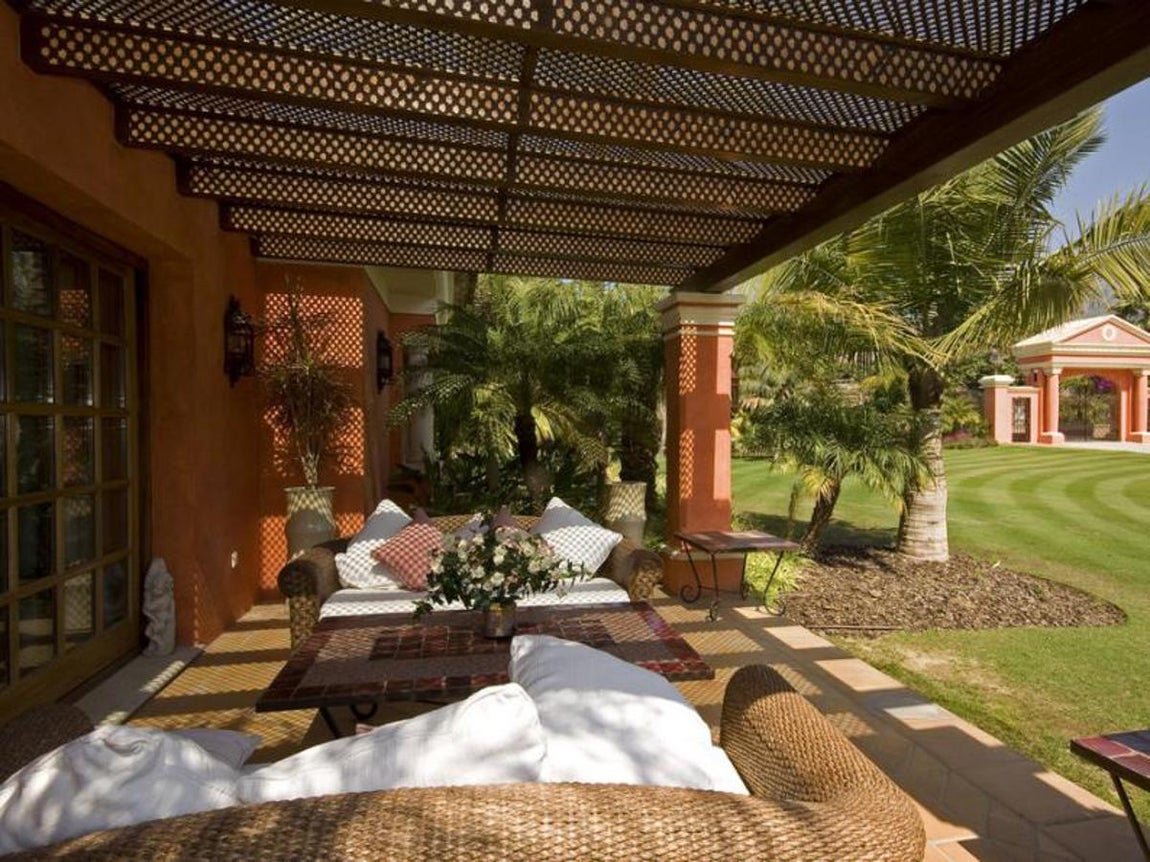 Casa de invitados. La casa de la playa dispone de 2 dormitorios con baños en suite, un amplio salón y una cocina