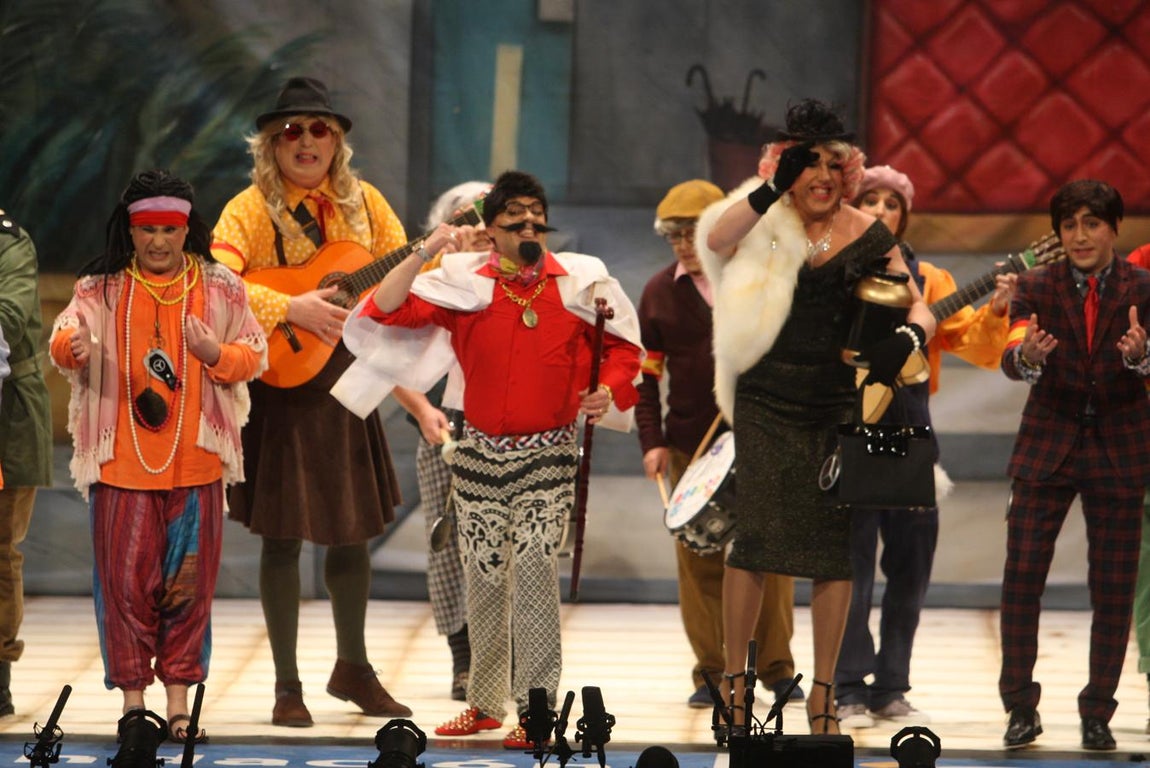 FOTOS: Chirigota &#039;Gruñón Arenillas&#039;