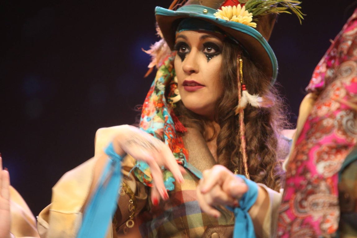 Comparsa La cara oculta de la luna - Carnaval de Cádiz 2018