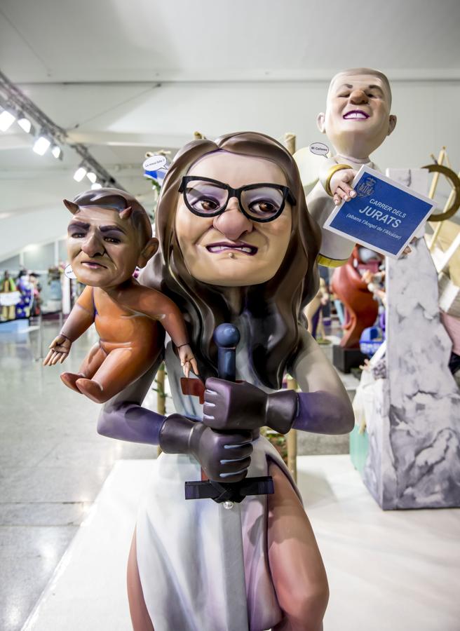 Puigdemont y el «procés» de Cataluña protagonizan las Fallas 2018 de Valencia. 
