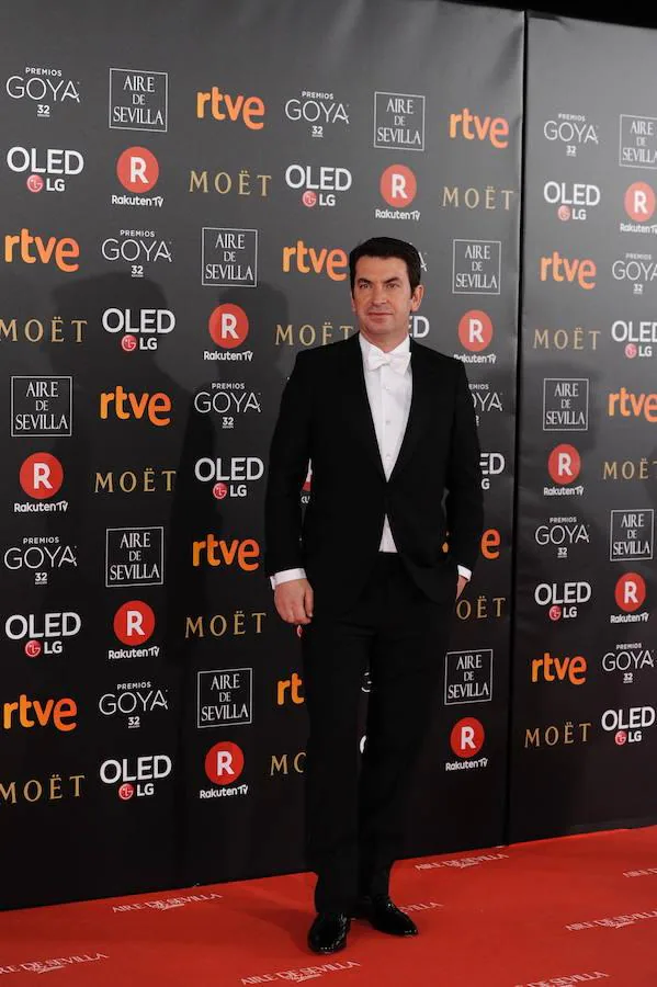 La alfombra roja de los Goya 2018, en imágenes. El presentador y actor Arturo Valls