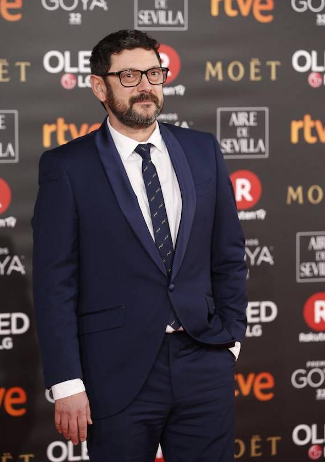 La alfombra roja de los Goya 2018, en imágenes. El acto Manolo Solo, ganador de un Goya y dos premios de la Unión de Actores.