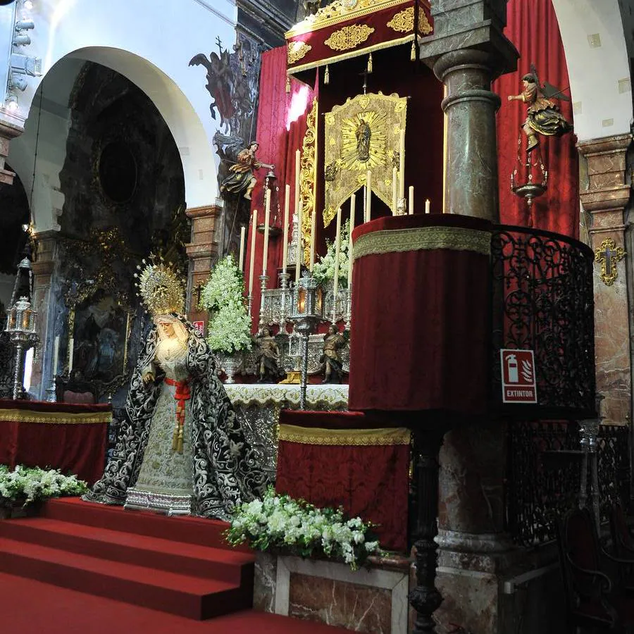 Galería del besamanos de la Virgen de la Candelaria