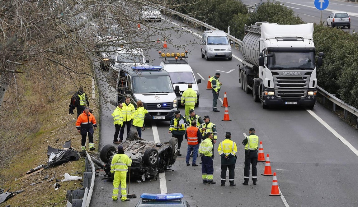 Las imágenes del accidente mortal en la A4 de Córdoba