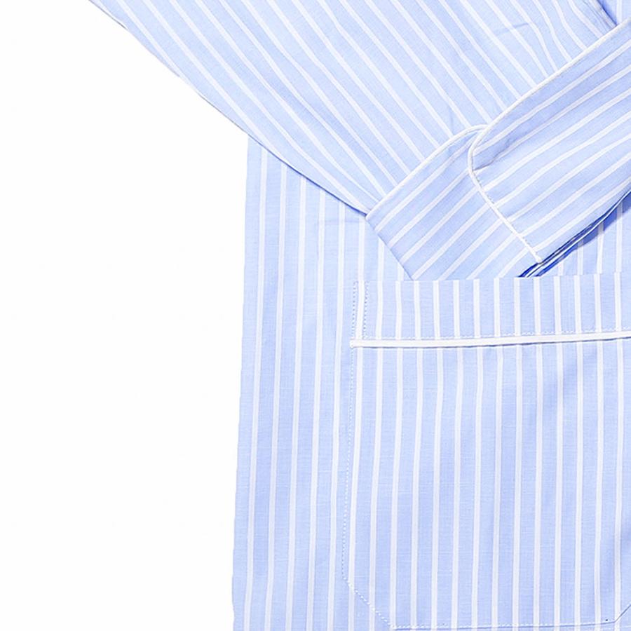 Noches personalizadas. La lujosa sastrería de origen bilbaíno ofrece la posibilidad de crear pijamas a medida. Pueden elegirse los estampados, los bordados y los tejidos. Precio: Entre 120 euros y 140 euros<a href="" target="_blank">Amouage Cristal Gold</a>