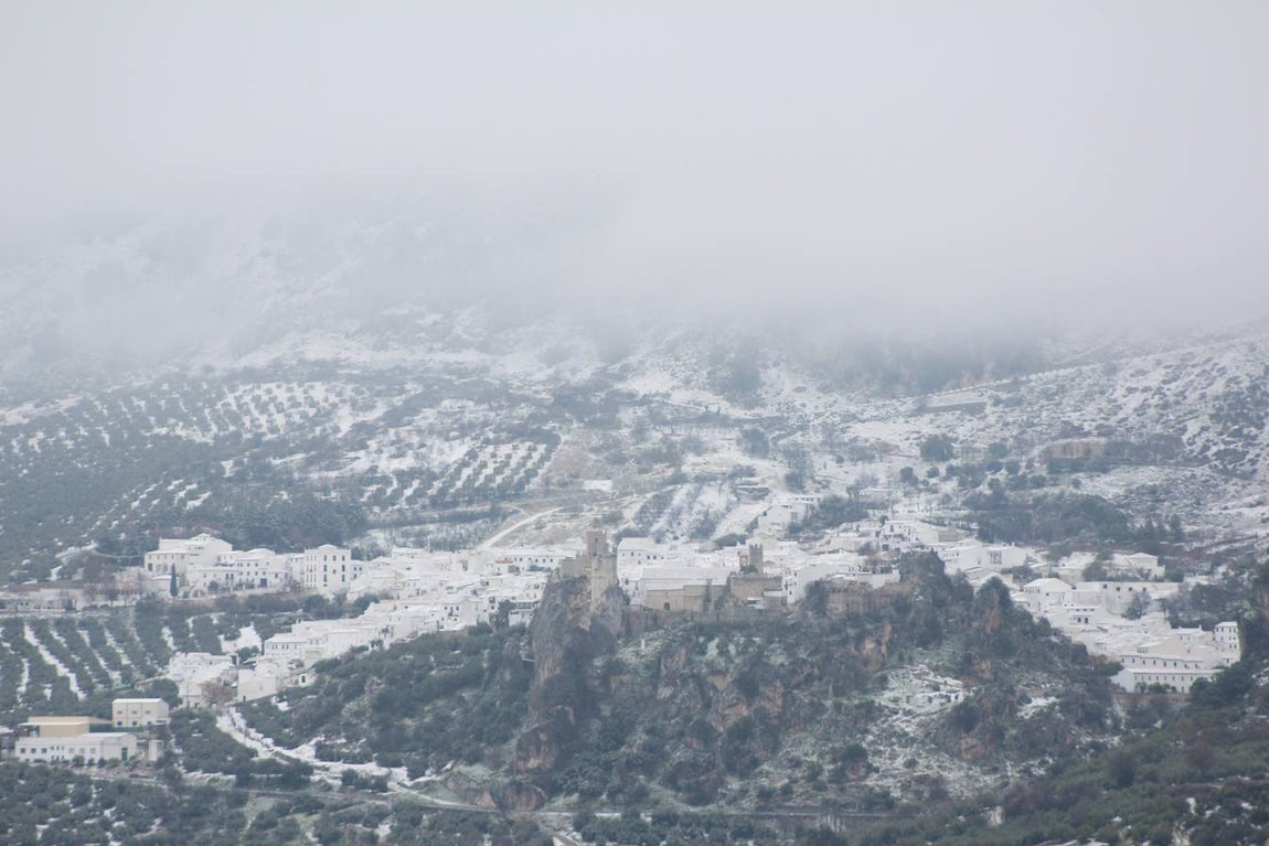 En imágenes, la nieve puebla el sur de la provincia de Córdoba