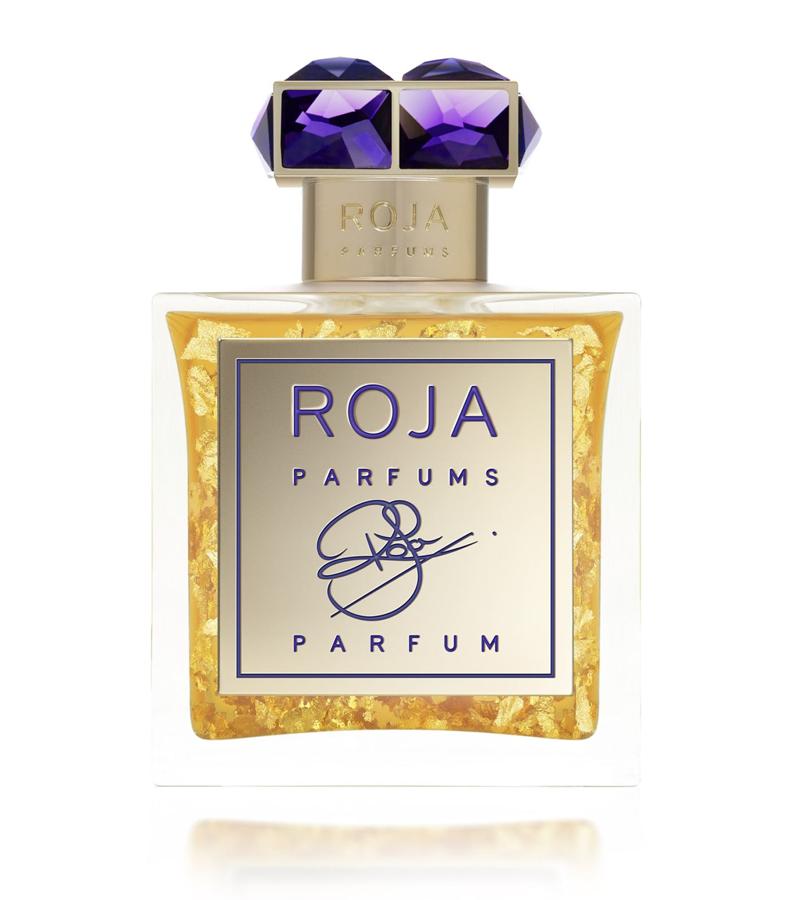 Haute Luxe. Está coronado por una tapa de cristal de Swarovski. Este perfume es fresco y floral. Entre sus notas destacan la bergamota, el jazmín y la rosa. Precio: 2.913,70 euros