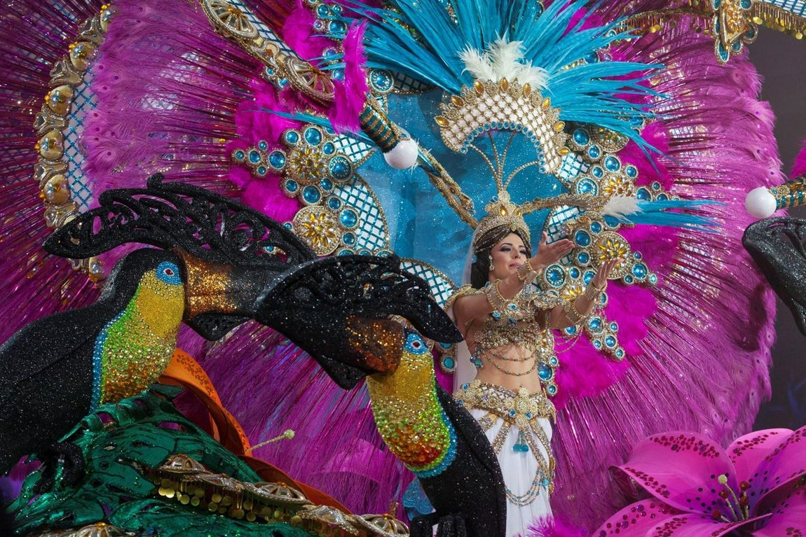 Las mejores imágenes de la gala de elección de la reina del Carnaval de Santa Cruz de Tenerife