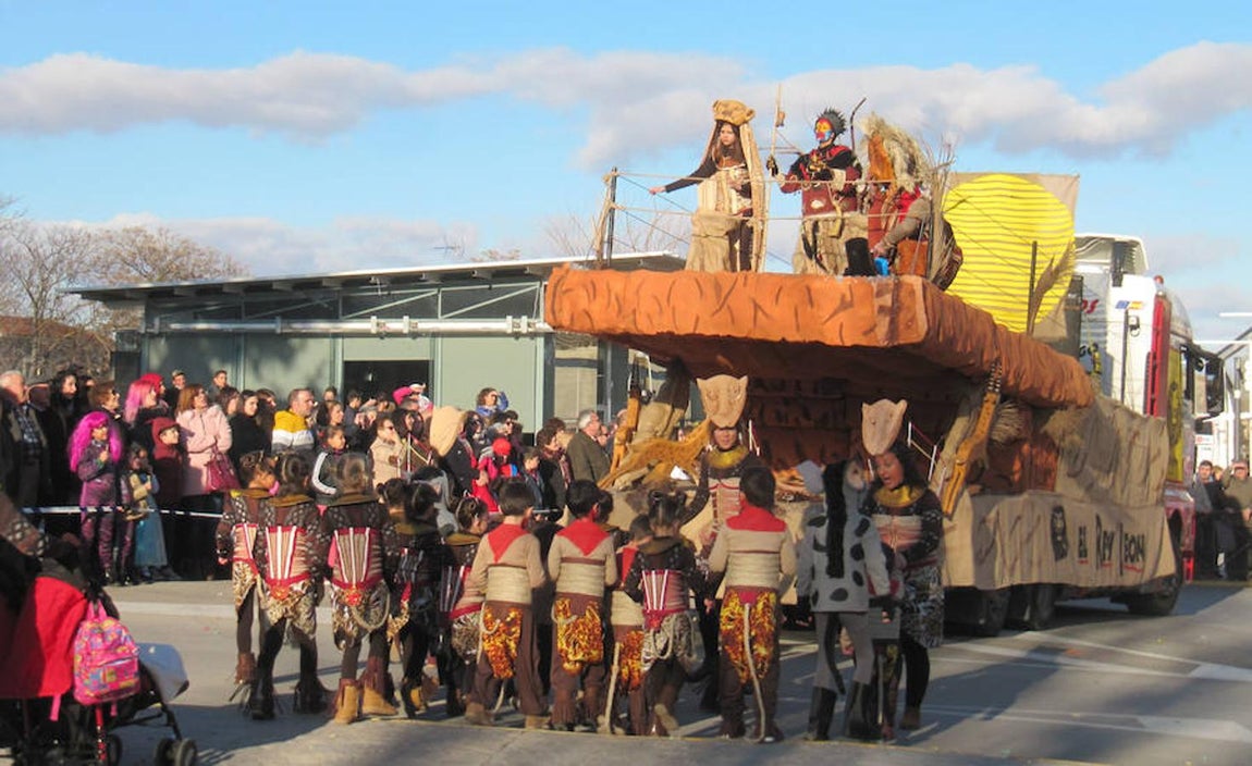 Desfile en Consuegra (Toledo). Fotografía: JULIO GARCÍA ORTIZ