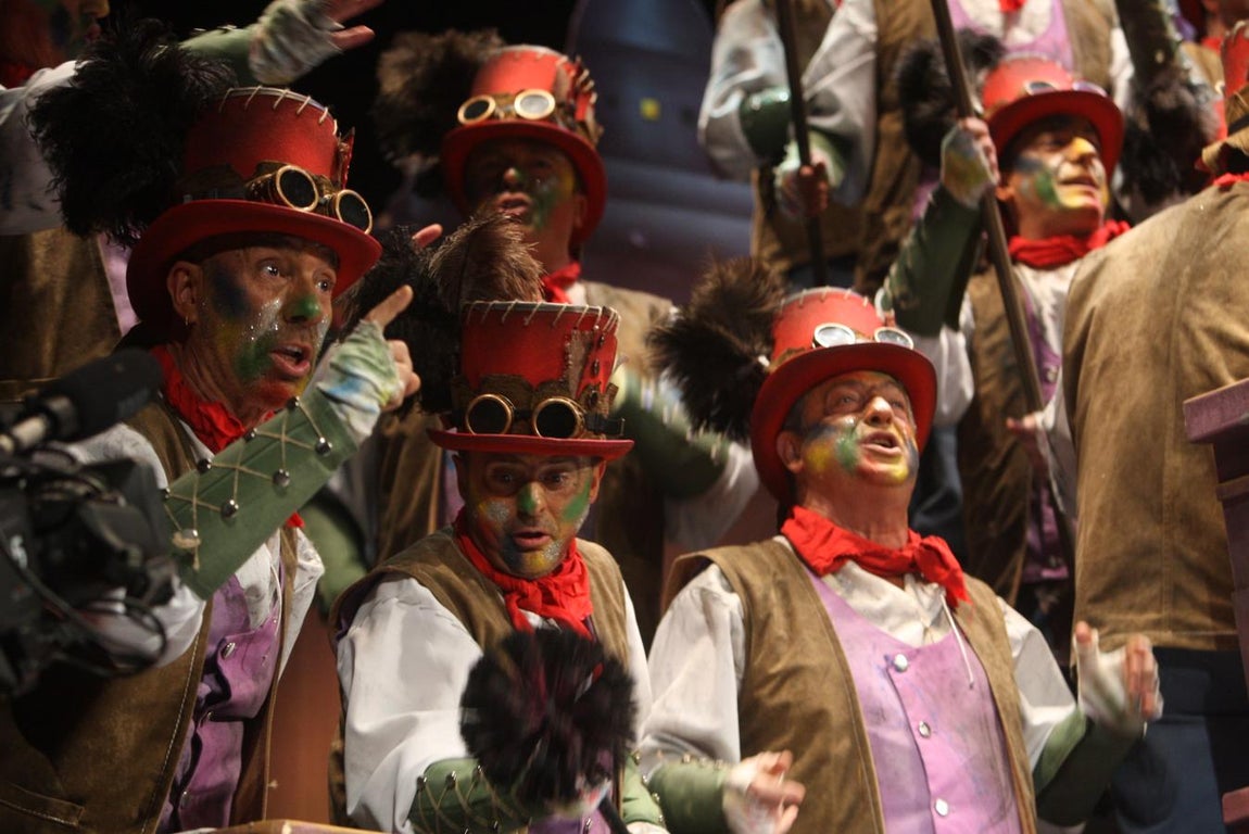 FOTOS: coro &#039;Los chimenea&#039; en la Gran Final