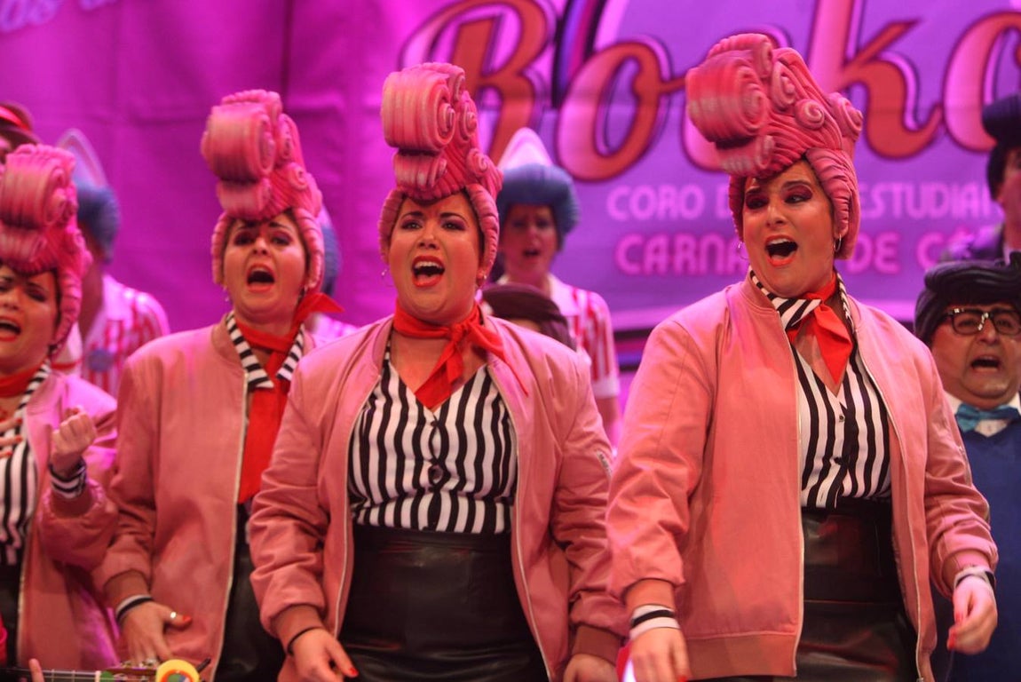 FOTOS: Coro Rockola en la Final del Falla del Carnaval de Cádiz 2018