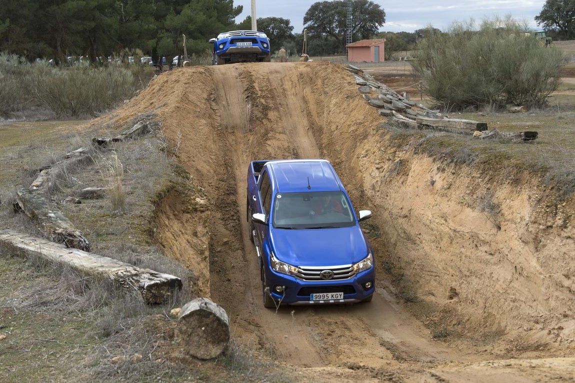 Fotogalería: Toyota Land Cruiser e Hilux 2018, prueba Off-Road