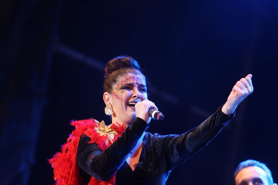 FOTOS: El Dios Momo arde en San Antonio