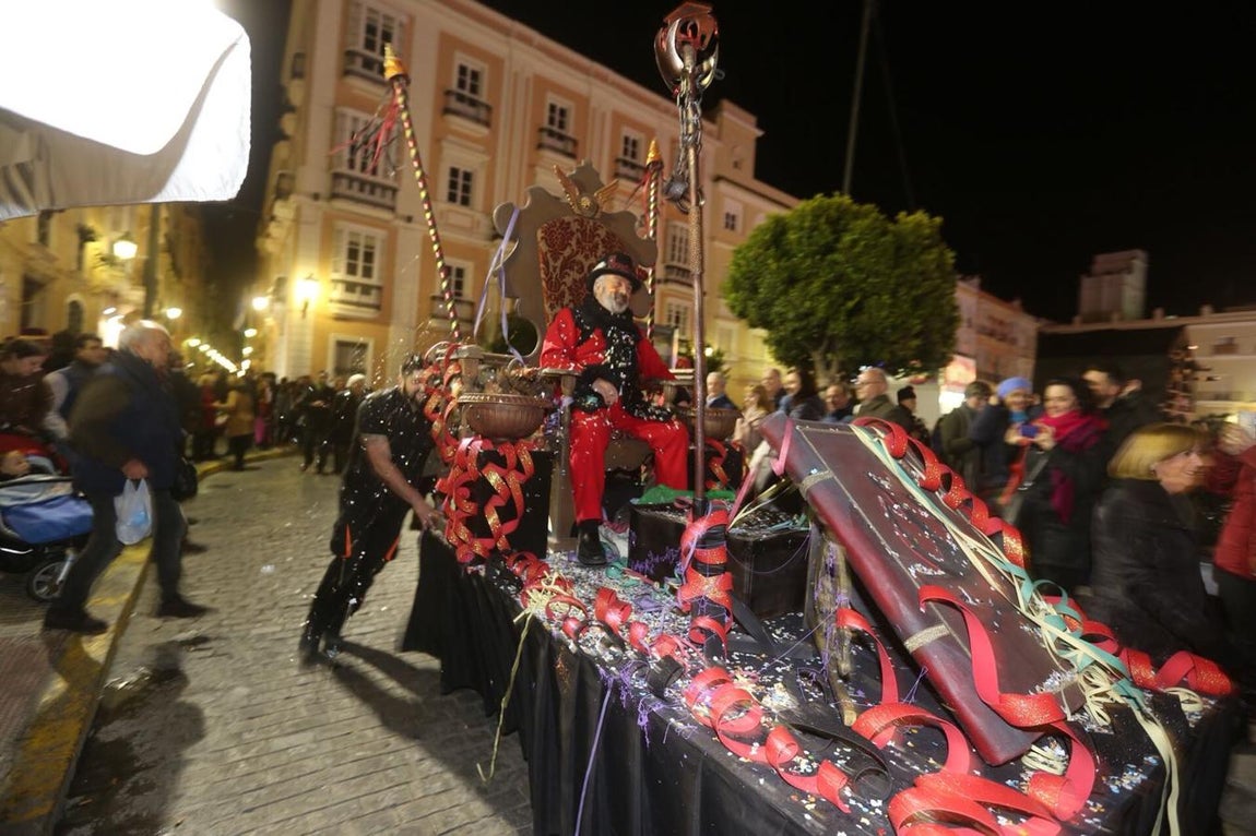 FOTOS: El Dios Momo arde en San Antonio