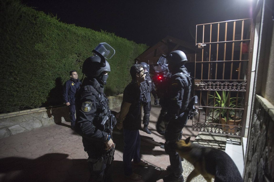 Las impactantes imágenes de la Operación Sahara