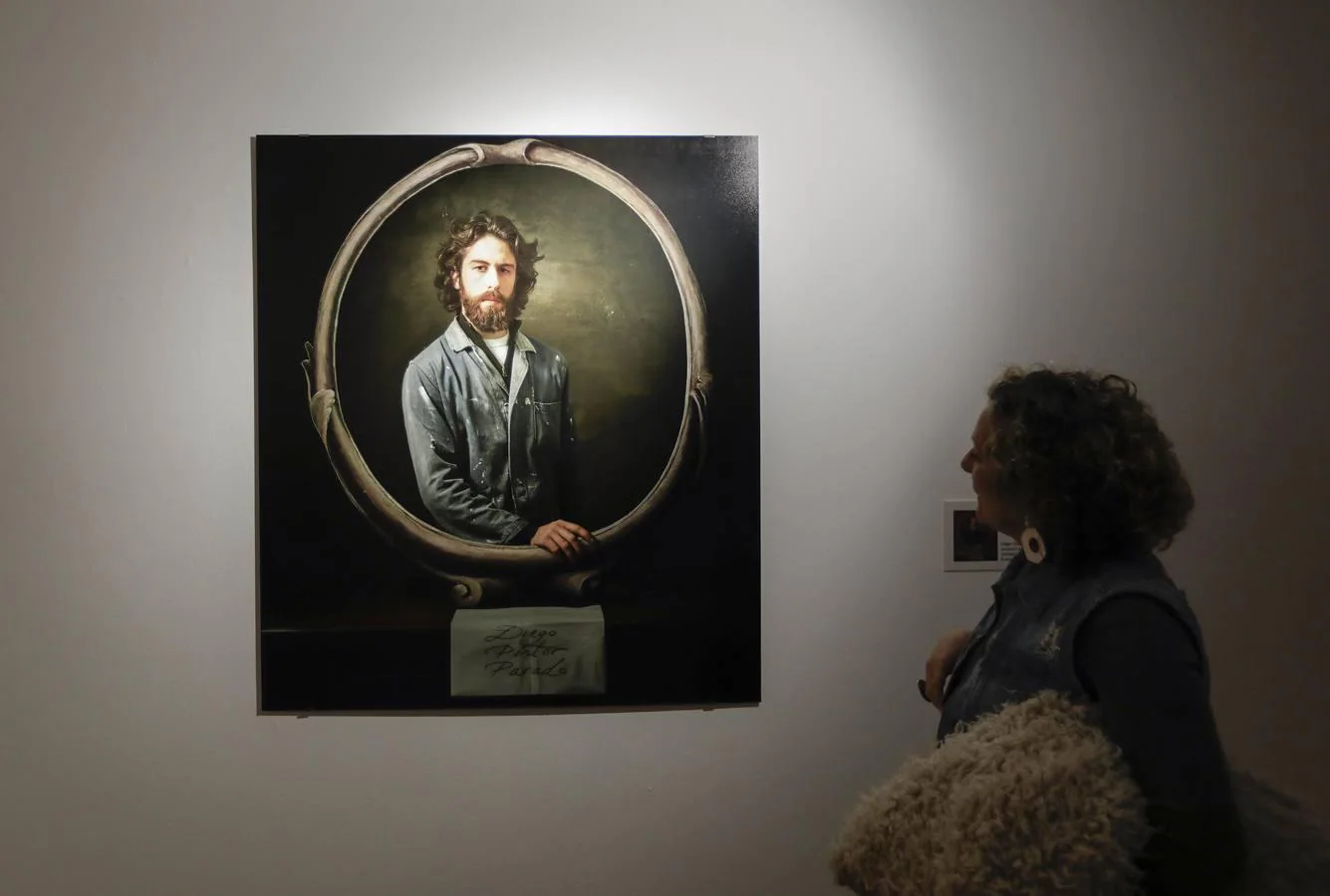 Una exposición revive lienzos barrocos de Murillo en fotografías de denuncia