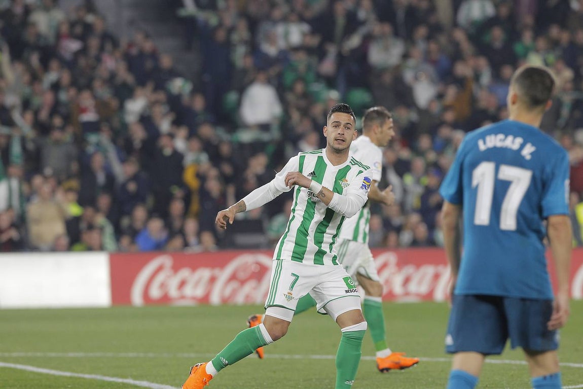 Las imágenes más trepidantes del Real Betis-Real Madrid (3-5)