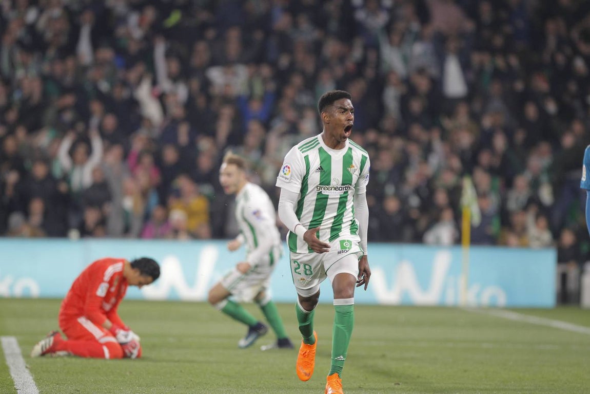 Las imágenes más trepidantes del Real Betis-Real Madrid (3-5)