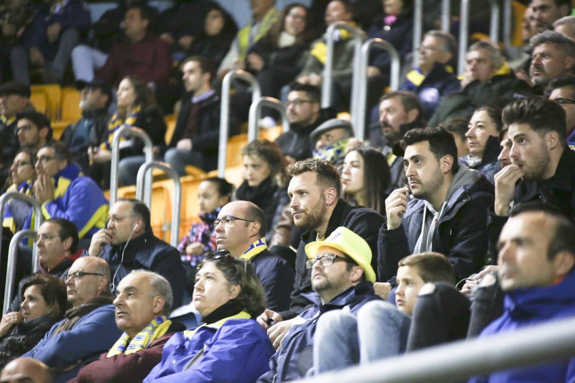 FOTOS: Búscate en las gradas de Carranza