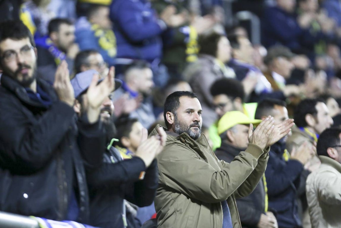 FOTOS: Búscate en las gradas de Carranza