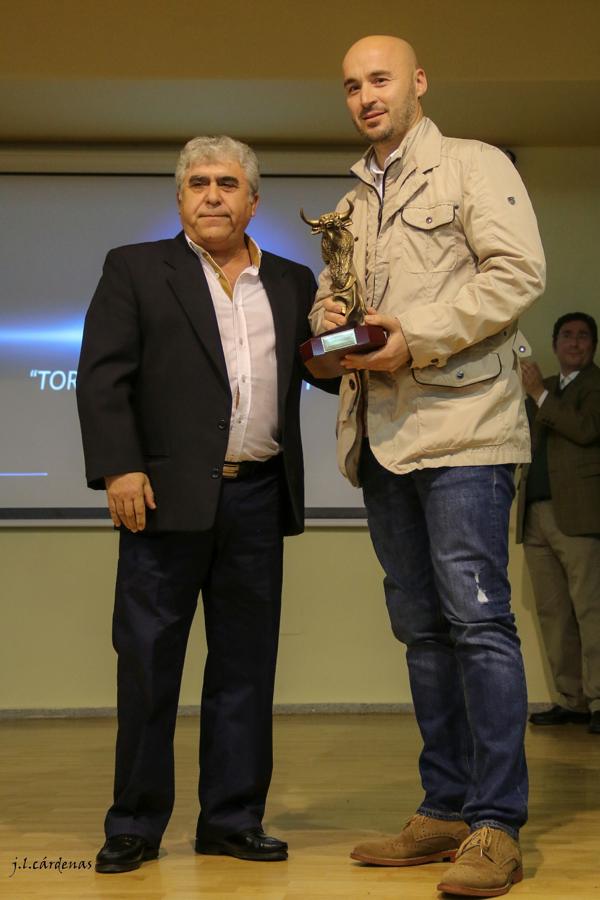 Mención especial ACT Toro Enmaromado. 