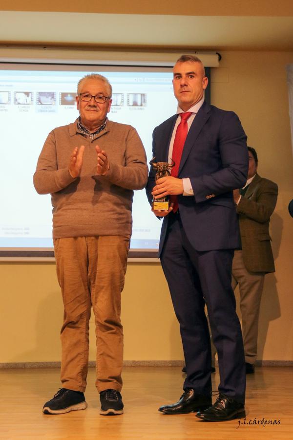 Mención especial Julián López fotógrafo. 