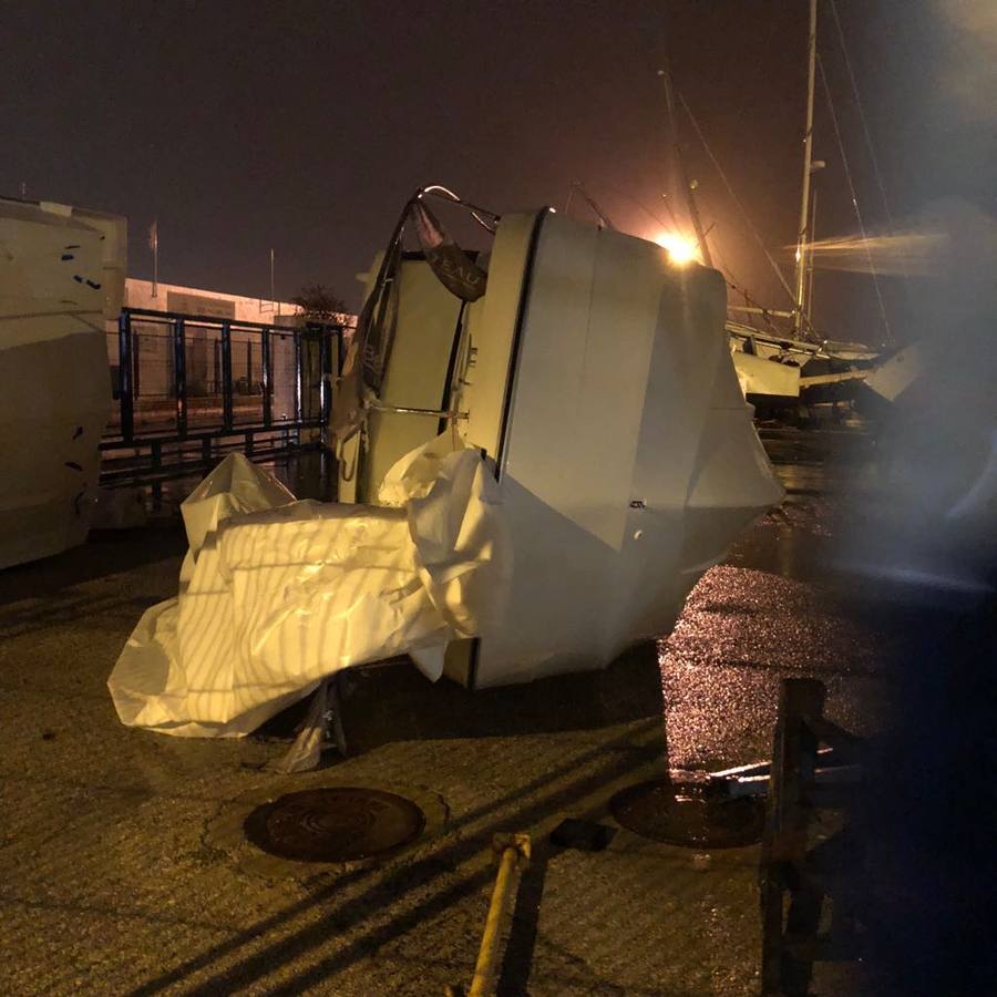 Un tornado arrasa Puerto Sherry