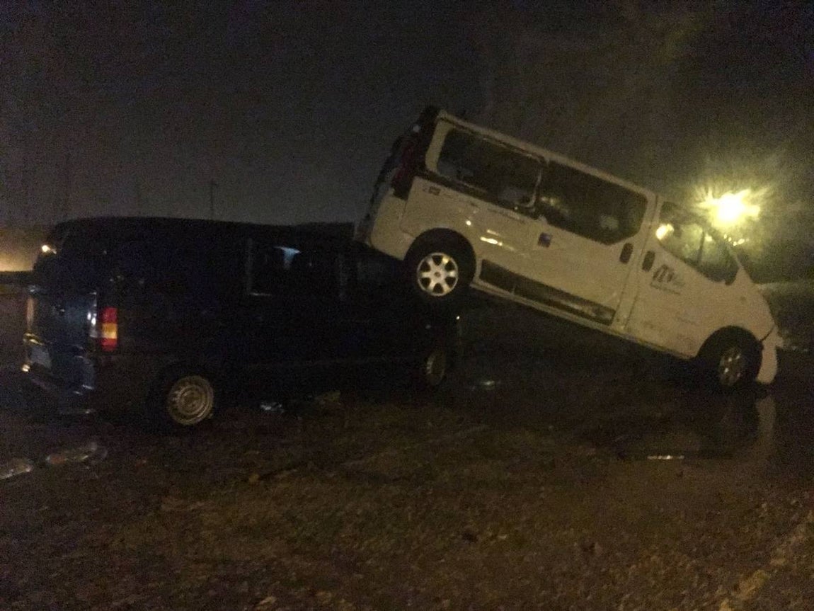 Un tornado arrasa Puerto Sherry