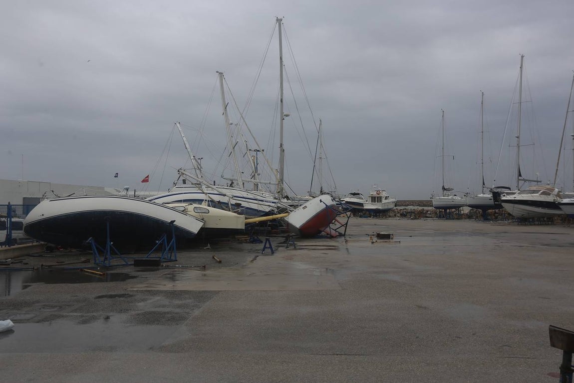 Así está Puerto Sherry después del tornado